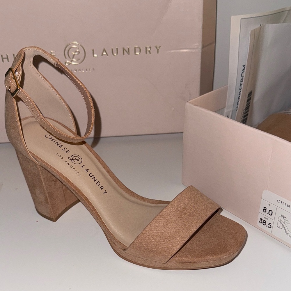 NIB Chinese Laundry Nude Block Heel Sandals